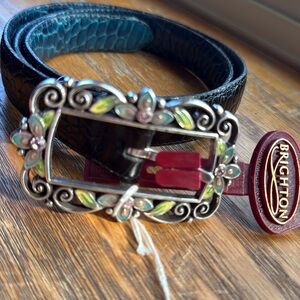 Brighton belt with flowers, leaves and lilac crystals buckle